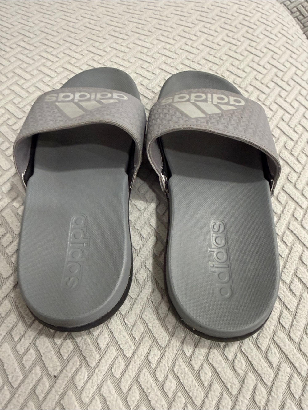 Adidas Grey Sportswear Adilette Aqua Slides Size 1 Kids Comfy Swim Shoes - Picture 4 of 9